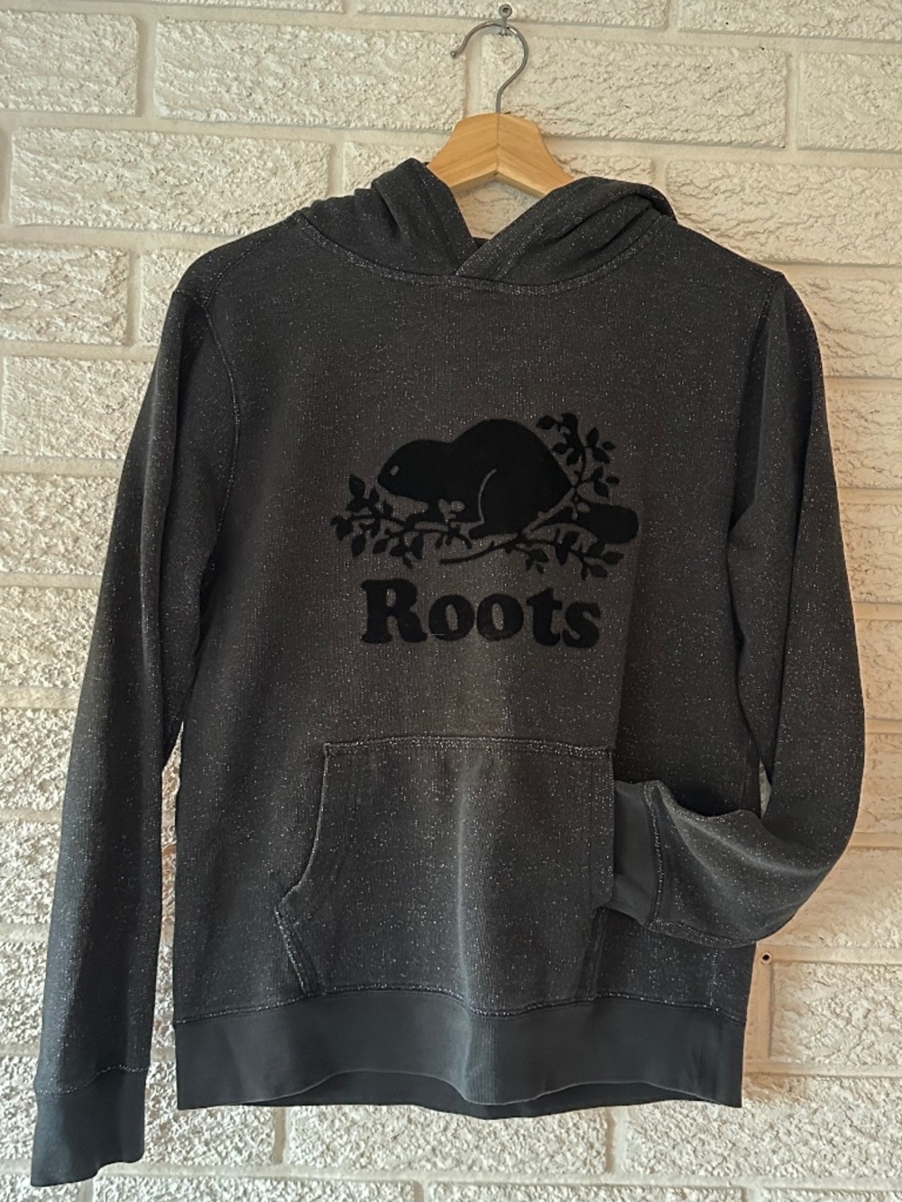 Kids Roots Hoody Size 12-14
